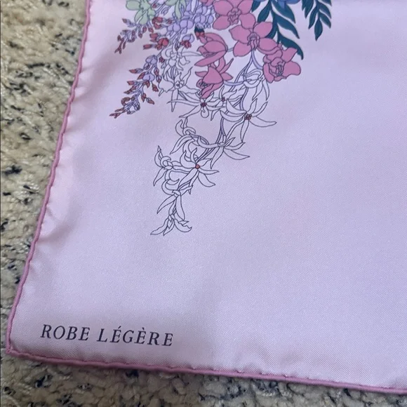 Hermes Floral Horse Silk Scarf Carre Robe Legere - Picture 3 of 10